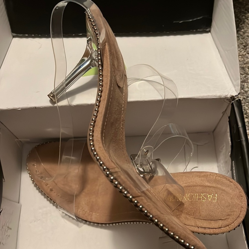 Fashion nova heels